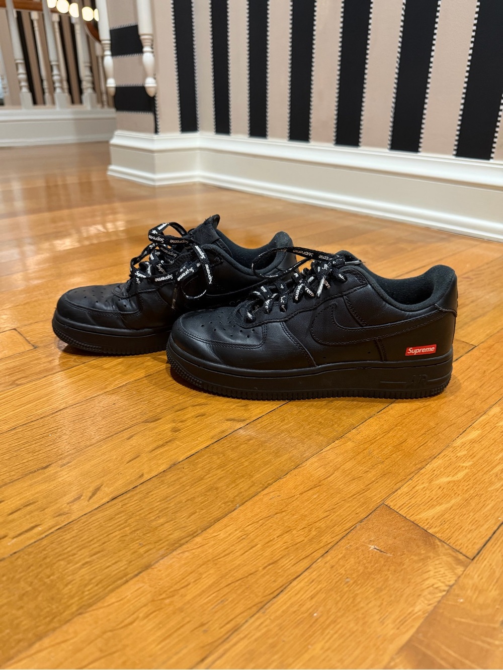 Supreme Nike Air Force 1 Low - Black